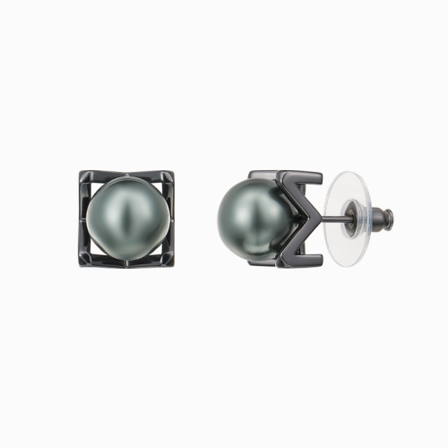 black M shaped stud earring fitting with 9-9.5mm pearl