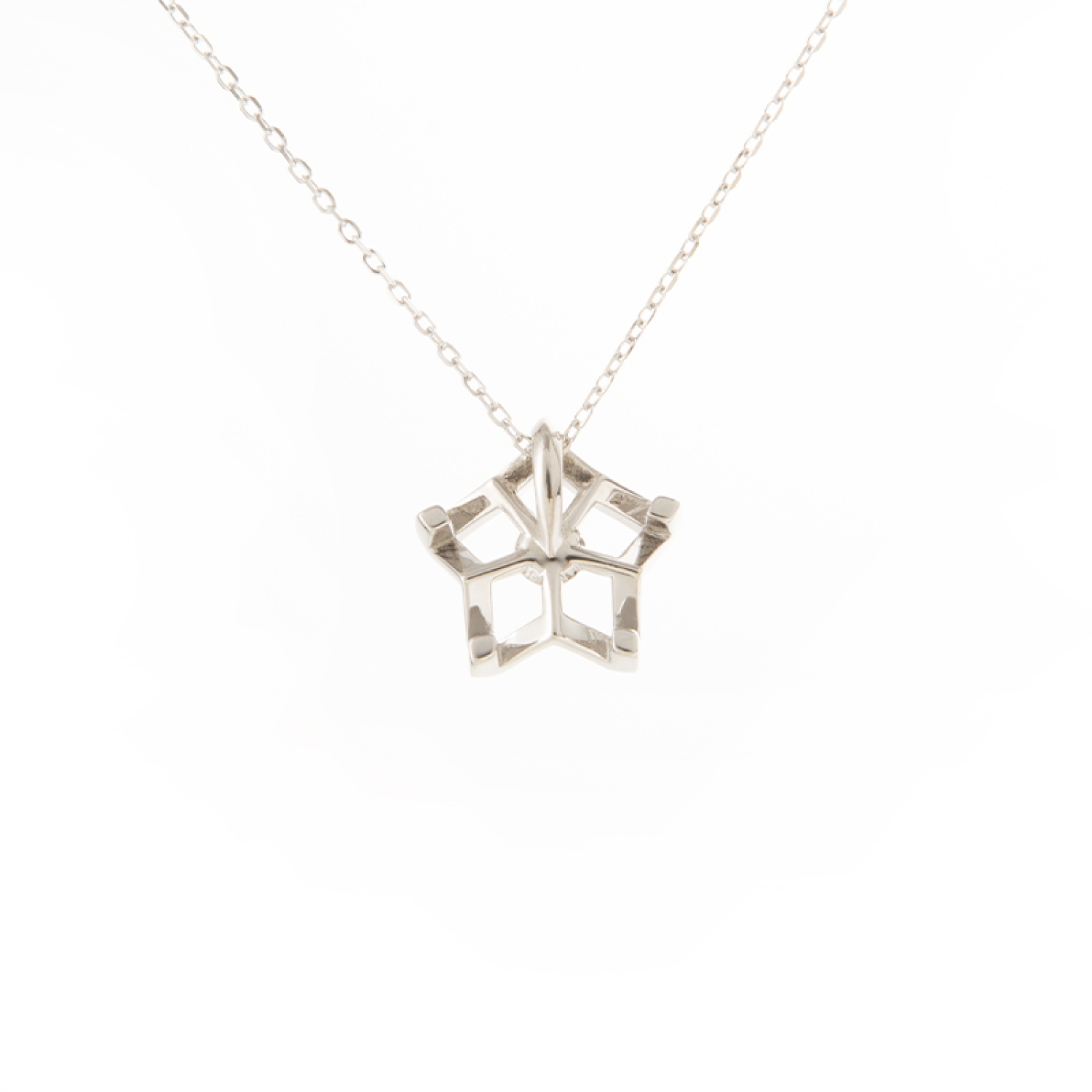 pentagram with letter M necklace setting in 925 silver for pearls